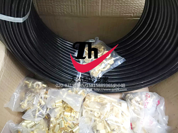机组用软管及接头.jpg
